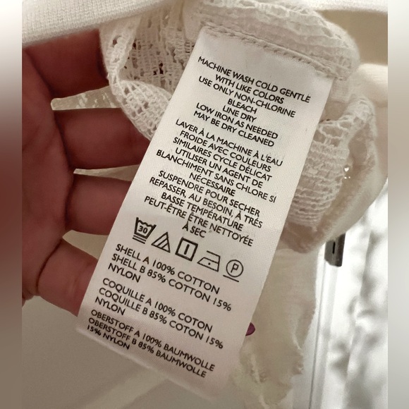 NWT Pilcro Cutwork Bubble Sleeve Shirt - Size L - Picture 8 of 8